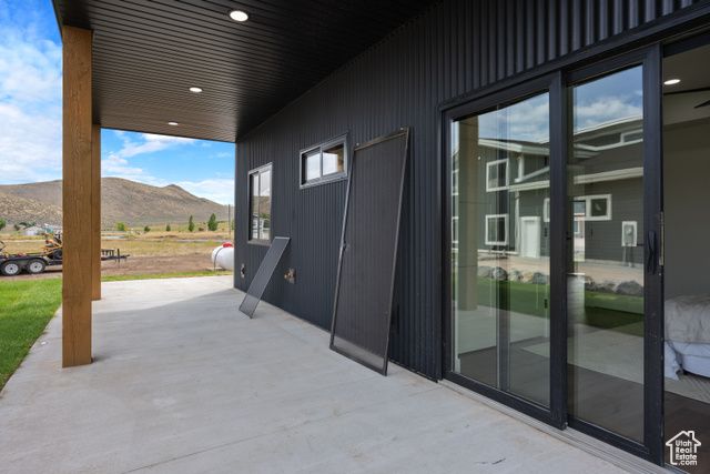 2956 S COUNTRY CLUB DR, Garden City, UT 84028