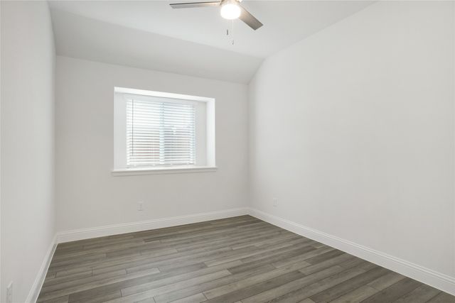 239 Tallgrass Drive, Lavon, TX 75166