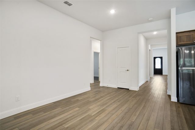 239 Tallgrass Drive, Lavon, TX 75166