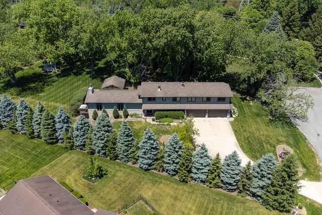 1971 Countryside Drive, Libertyville, IL 60048