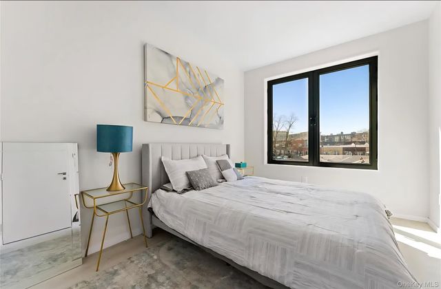 13243 Metropolitan Avenue 3E, Richmond Hill, NY 11418