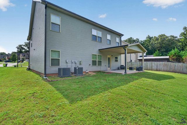 145 Stoney Creek Drive, Kathleen, GA 31047