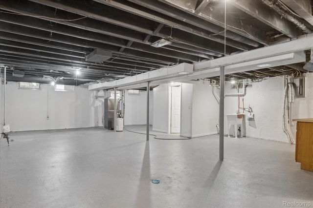 20830 Lantz Street, Clinton Charter Township, MI 48035