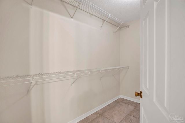 1613 Governors Dr, Pensacola, FL 32514