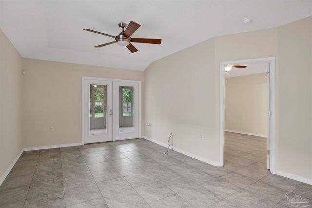 1613 Governors Dr, Pensacola, FL 32514