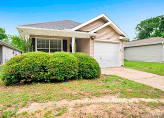 1613 Governors Dr, Pensacola, FL 32514