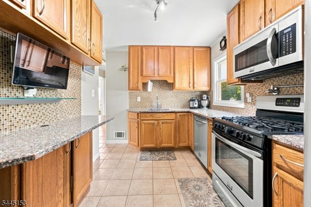 2697 Woodbridge Ave, Edison Twp., NJ 08817
