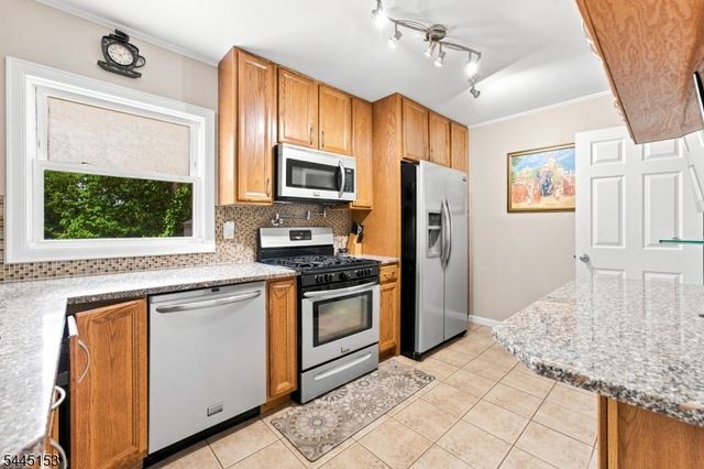 2697 Woodbridge Ave, Edison Twp., NJ 08817