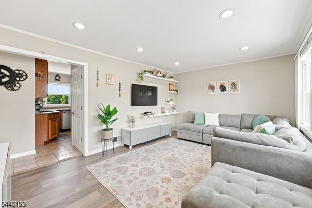 2697 Woodbridge Ave, Edison Twp., NJ 08817