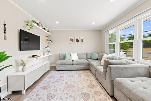 2697 Woodbridge Ave, Edison Twp., NJ 08817