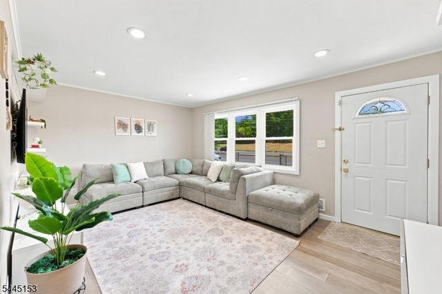 2697 Woodbridge Ave, Edison Twp., NJ 08817
