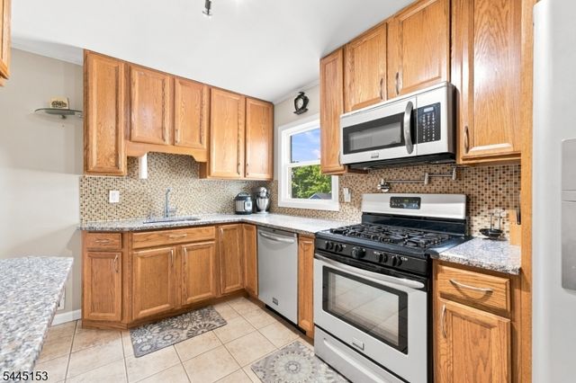 2697 Woodbridge Ave, Edison Twp., NJ 08817