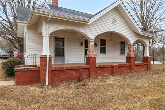 1820 South Park Drive, Reidsville, NC 27320