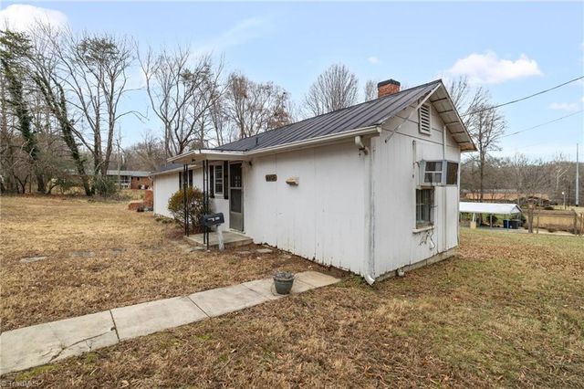 1820 South Park Drive, Reidsville, NC 27320