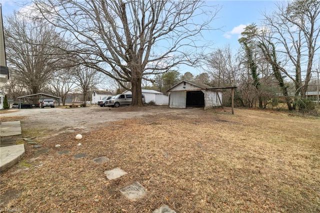 1820 South Park Drive, Reidsville, NC 27320