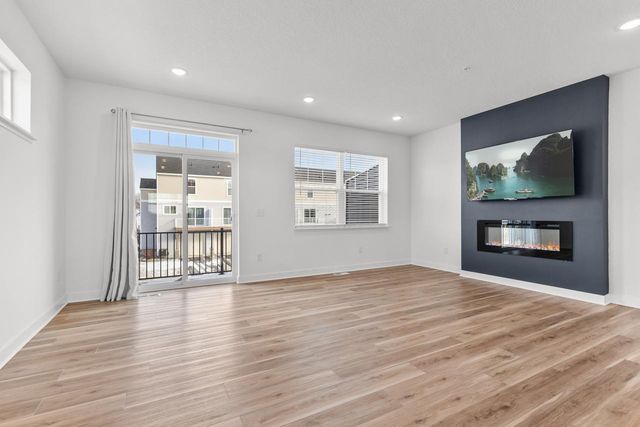 3163 Clover Ridge Drive, Chaska, MN 55318