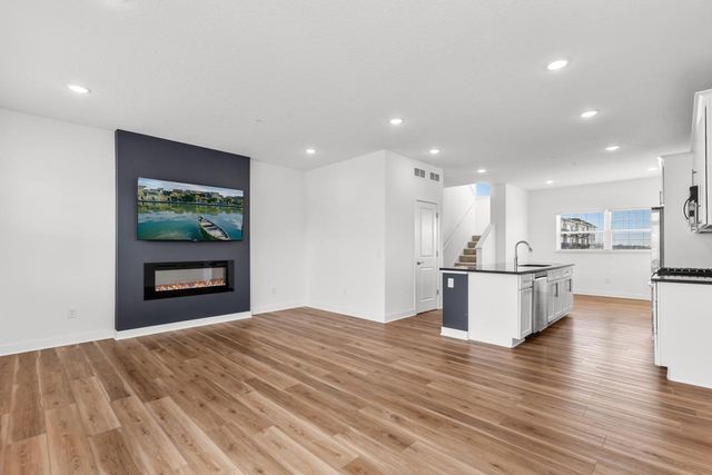 3163 Clover Ridge Drive, Chaska, MN 55318