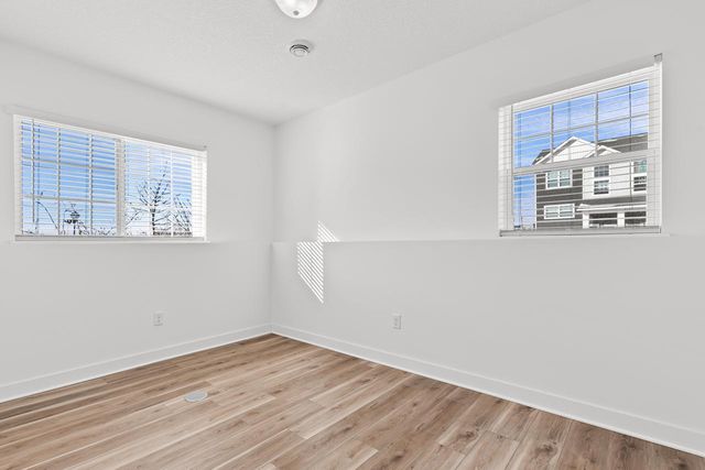 3163 Clover Ridge Drive, Chaska, MN 55318