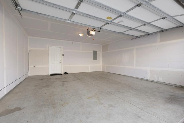 3163 Clover Ridge Drive, Chaska, MN 55318