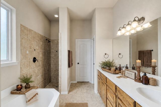 1852 Meadowview, Canton, TX 75103