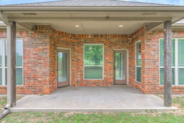 1852 Meadowview, Canton, TX 75103