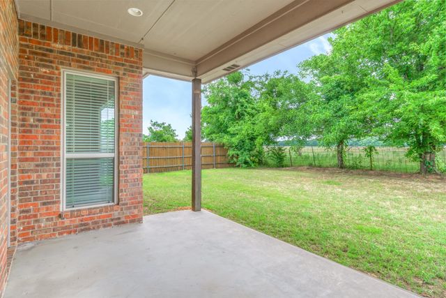 1852 Meadowview, Canton, TX 75103