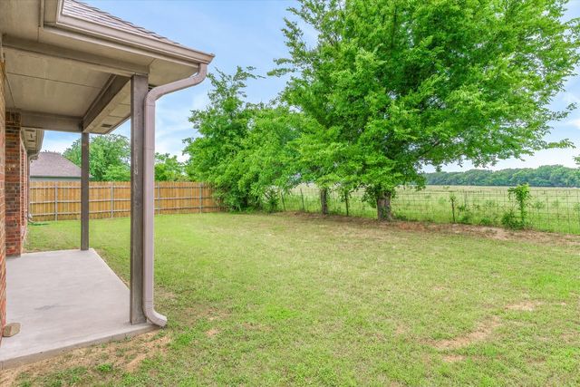 1852 Meadowview, Canton, TX 75103