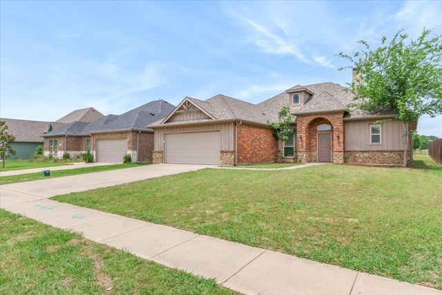 1852 Meadowview, Canton, TX 75103