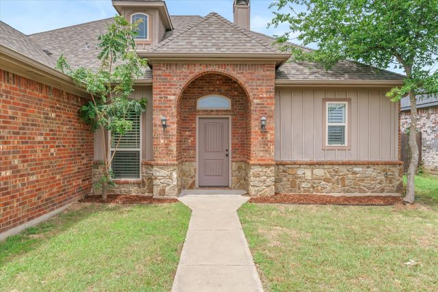 1852 Meadowview, Canton, TX 75103