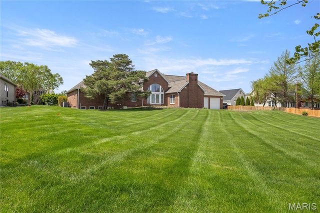 668 Killary Down, Weldon Spring, MO 63304
