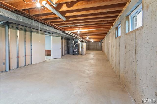 668 Killary Down, Weldon Spring, MO 63304