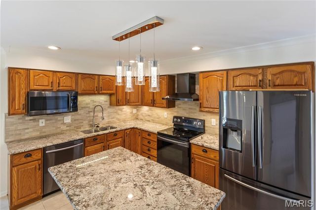 668 Killary Down, Weldon Spring, MO 63304