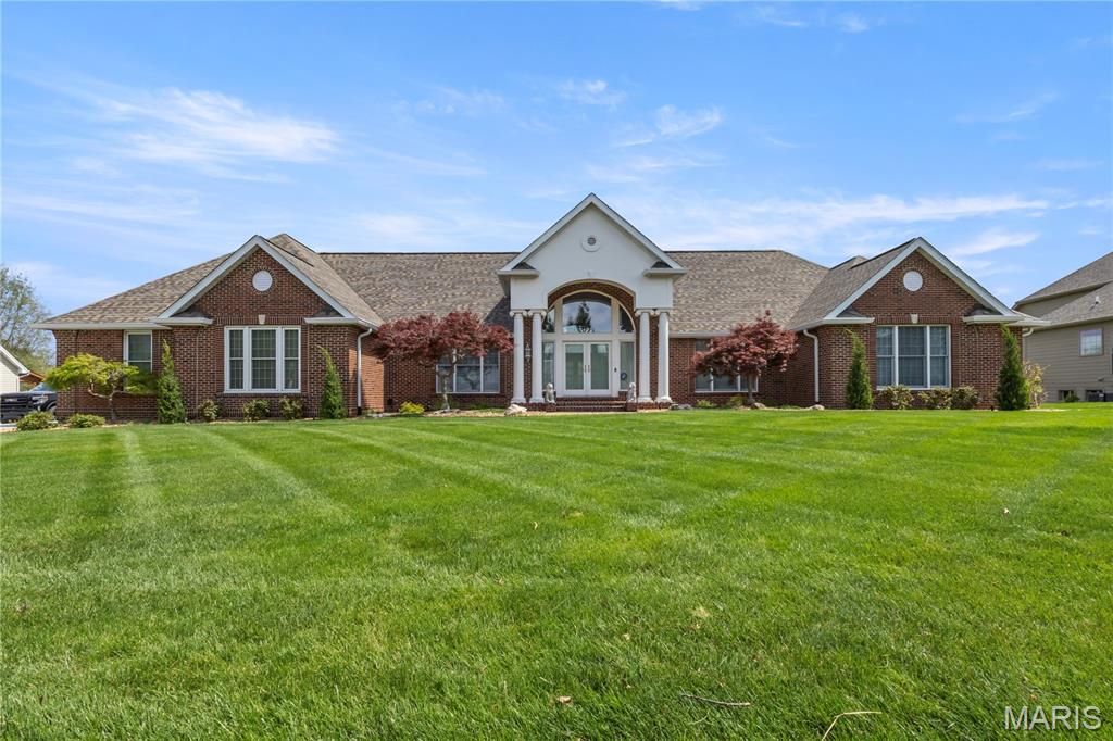 668 Killary Down, Weldon Spring, MO 63304