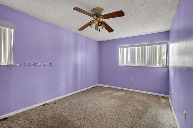20731 NE 4th Pl 104, Miami, FL 33179
