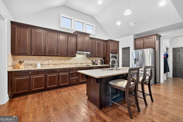 22 Creek Side Court, Jefferson, GA 30549