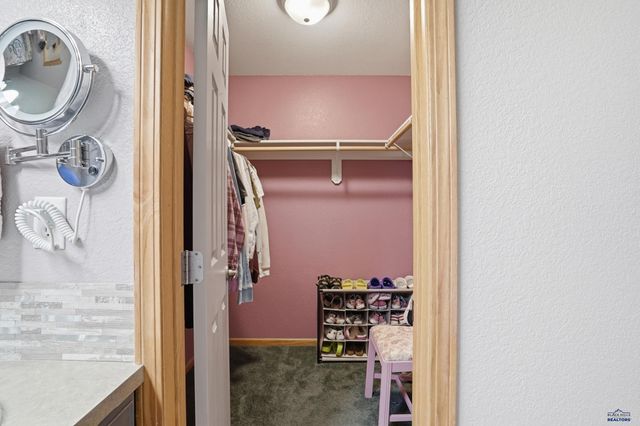 7230 CASTLEWOOD DR, Summerset, SD 57719