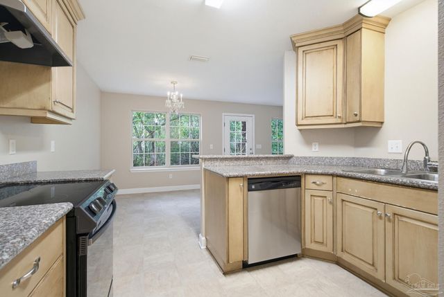 878 Aurelias Pl, Pensacola, FL 32514