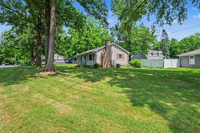 11635 E D Avenue, Richland, MI 49083