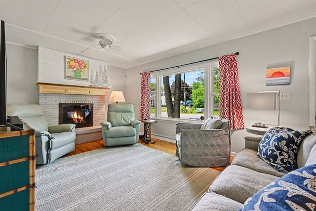 11635 E D Avenue, Richland, MI 49083