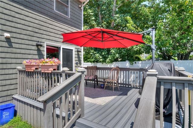 16 Arlington Ave, Warren, RI 02885