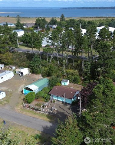 2446 S Pleasant Drive, Westport, WA 98595