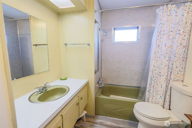 2446 S Pleasant Drive, Westport, WA 98595