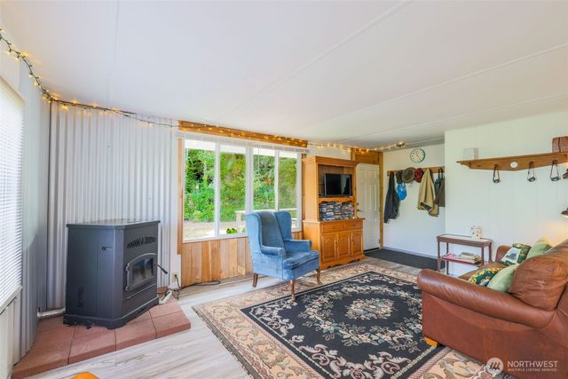 2446 S Pleasant Drive, Westport, WA 98595