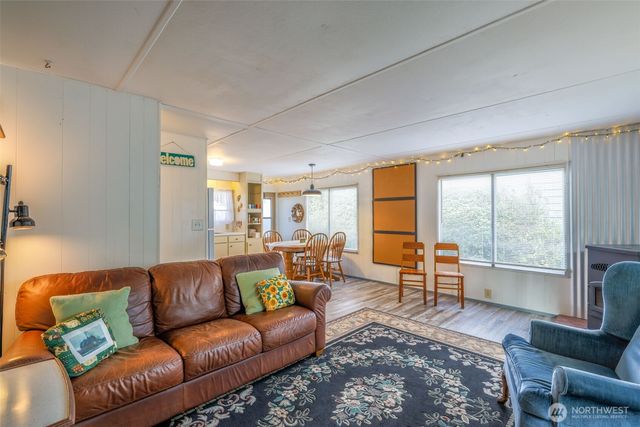 2446 S Pleasant Drive, Westport, WA 98595