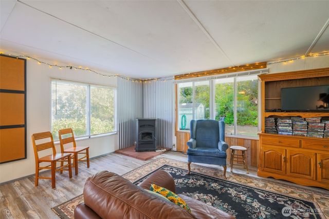 2446 S Pleasant Drive, Westport, WA 98595