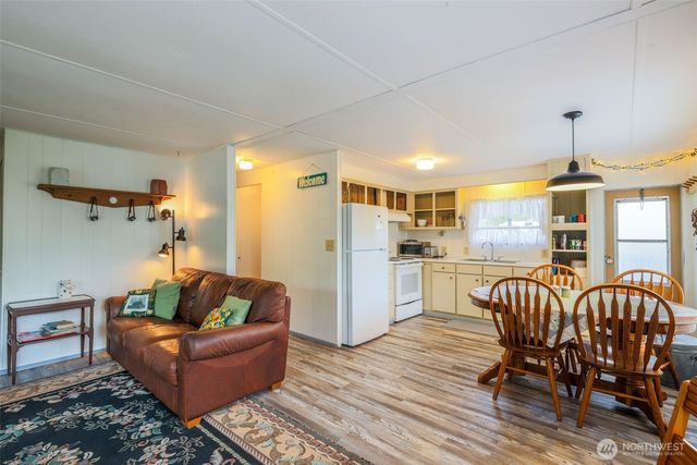 2446 S Pleasant Drive, Westport, WA 98595