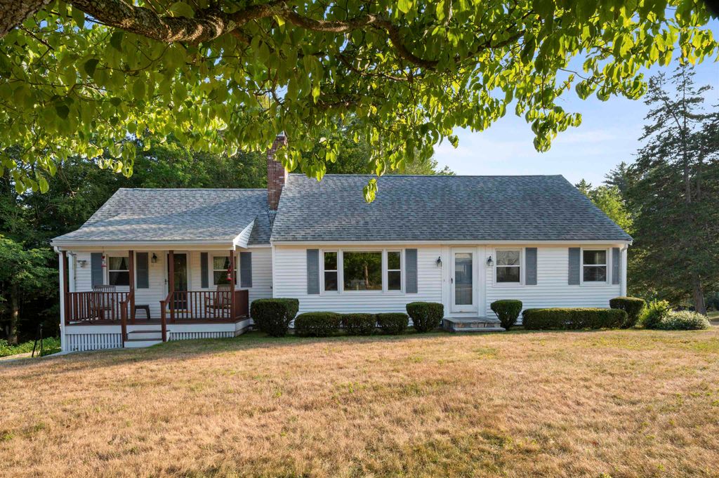 147 Weare Road, Seabrook, NH 03874