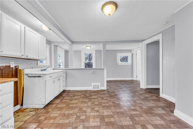 4611 W 41st Street, Cleveland, OH 44109