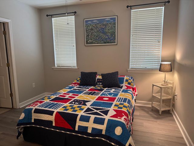 1273 Graves Harbor Trl Apt 318, Huddleston, VA 24104