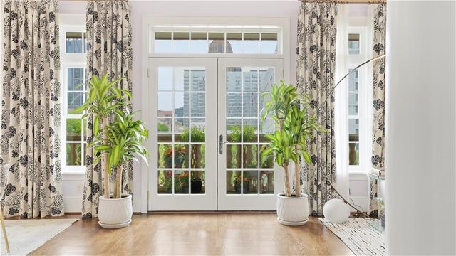 77 Peachtree Place NE 605, Atlanta, GA 30309